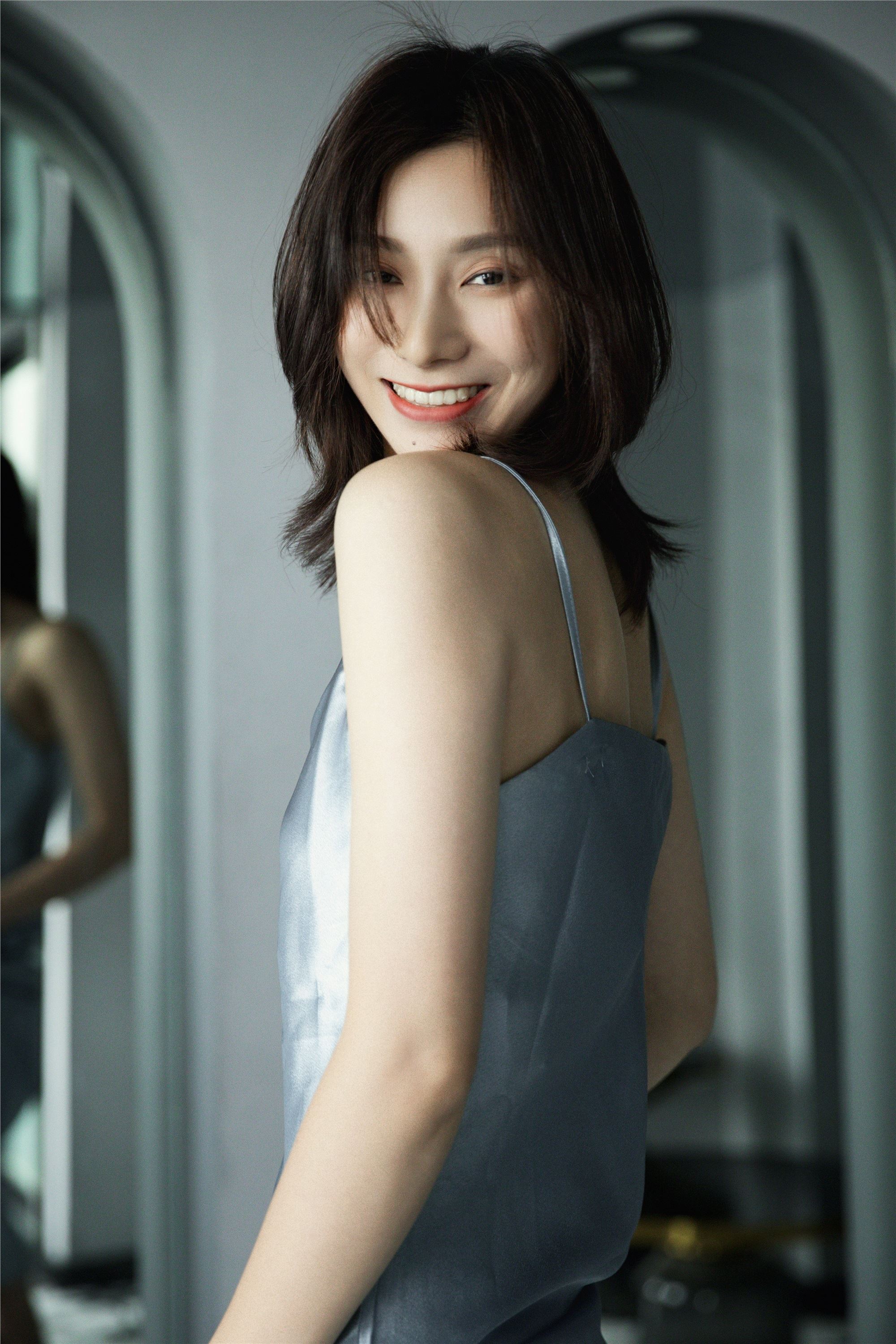 YITUYU艺图语 2025.01.29 LightBlue 敏敏